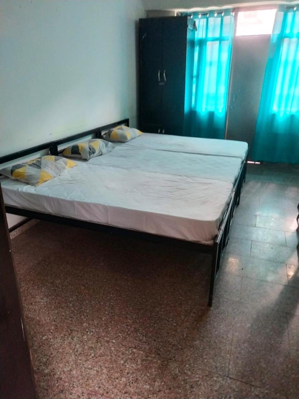 Abuzz Oxfordcaps Chanakya Hostel Solan Luaran gambar